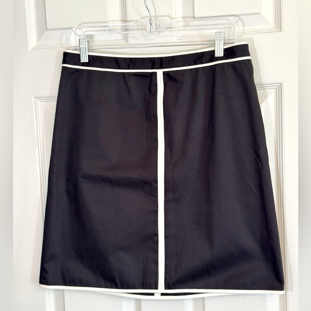 Saks Fifth Avenue Black A-Line Skirt Colorblock Minimalist Fashion Size 8